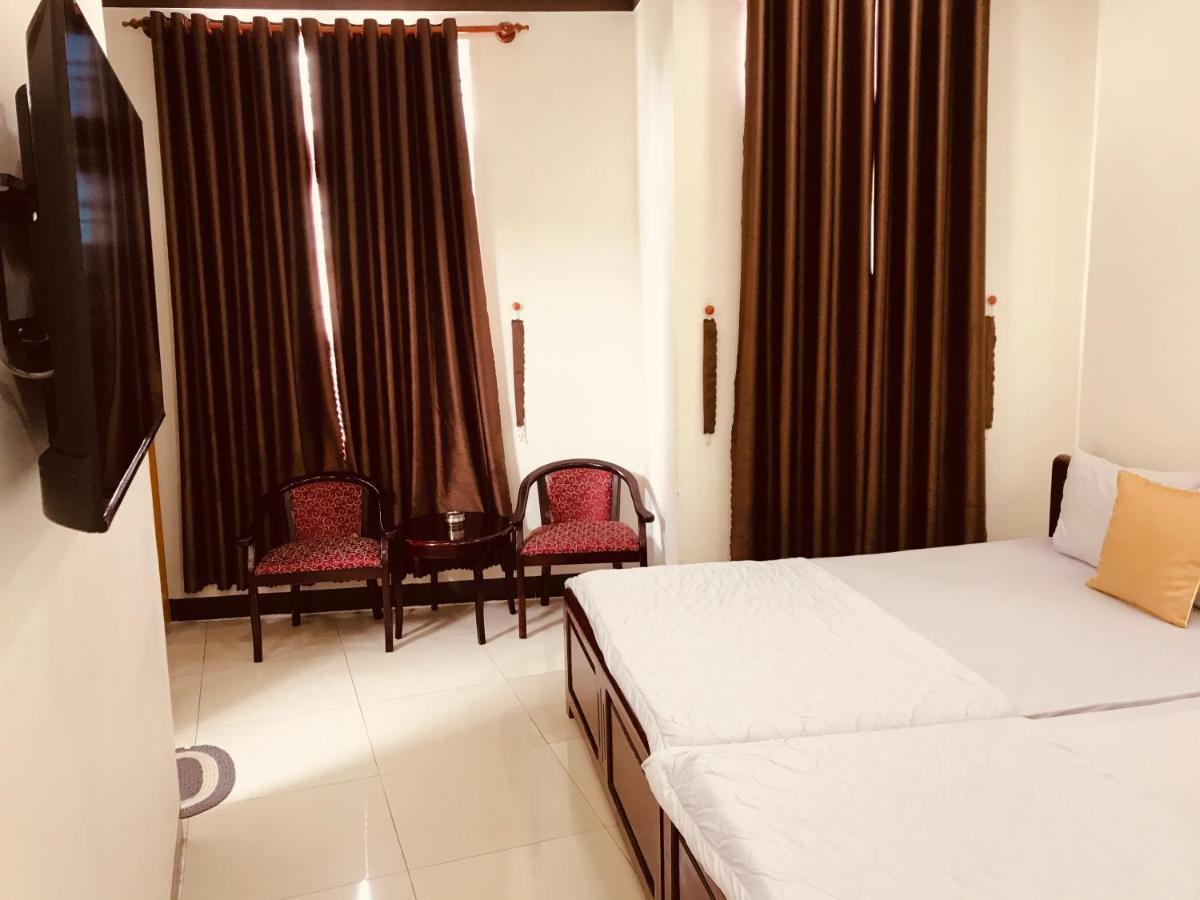 Hotel Khach San Thu Thao à Phan Rang Extérieur photo